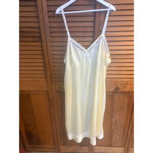 Vintage Lorraine Yellow Antron III Nylon Full Slip Lace Trim Adjustable Straps